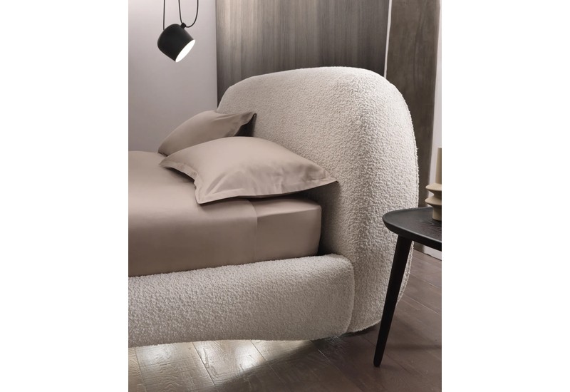 Кровать Curvy от Altrenotti